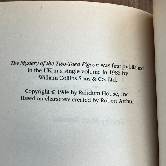 The 3 Investigators Mysteries Book - Picture 9 of 12